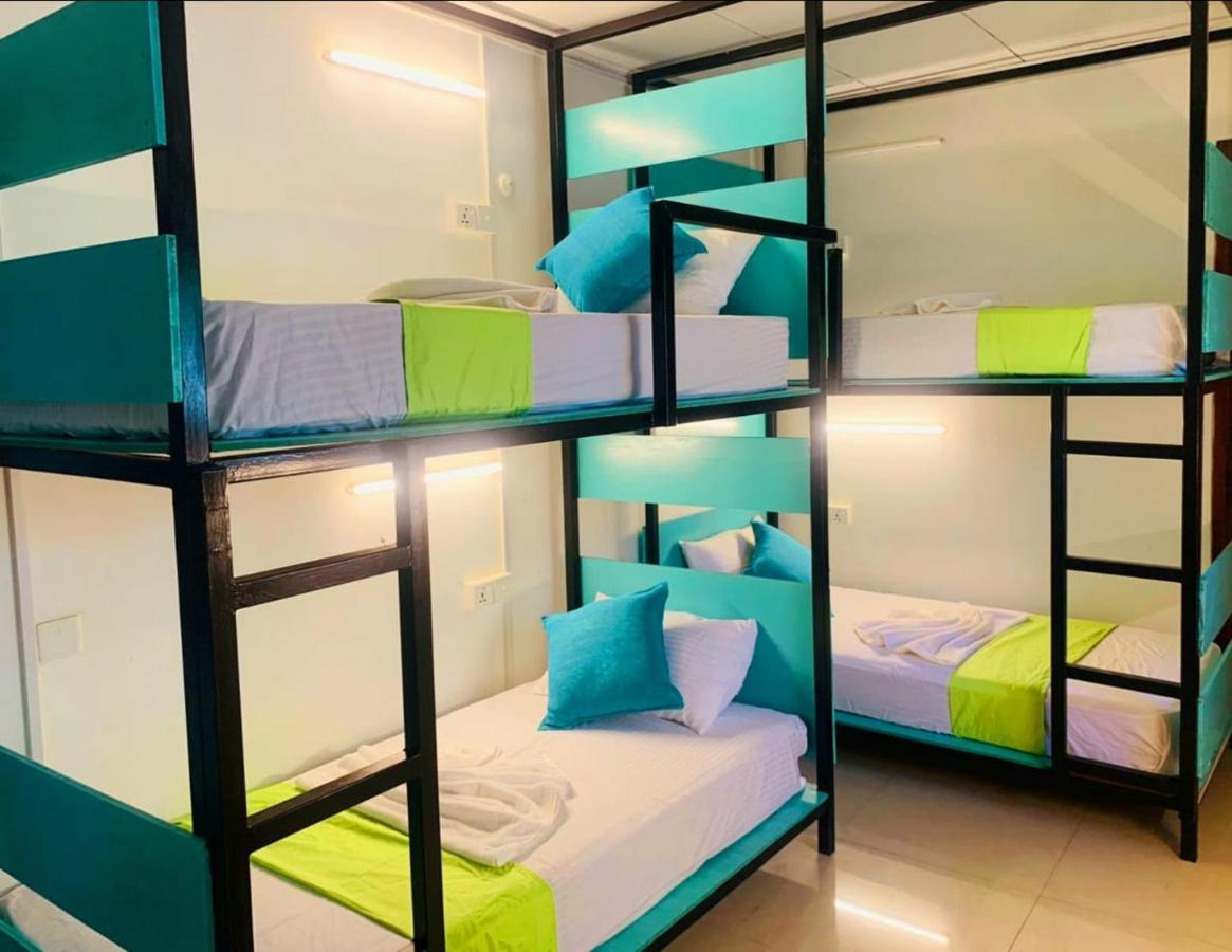 Vitamin Sea Hostel Inn Діквелла Екстер'єр фото