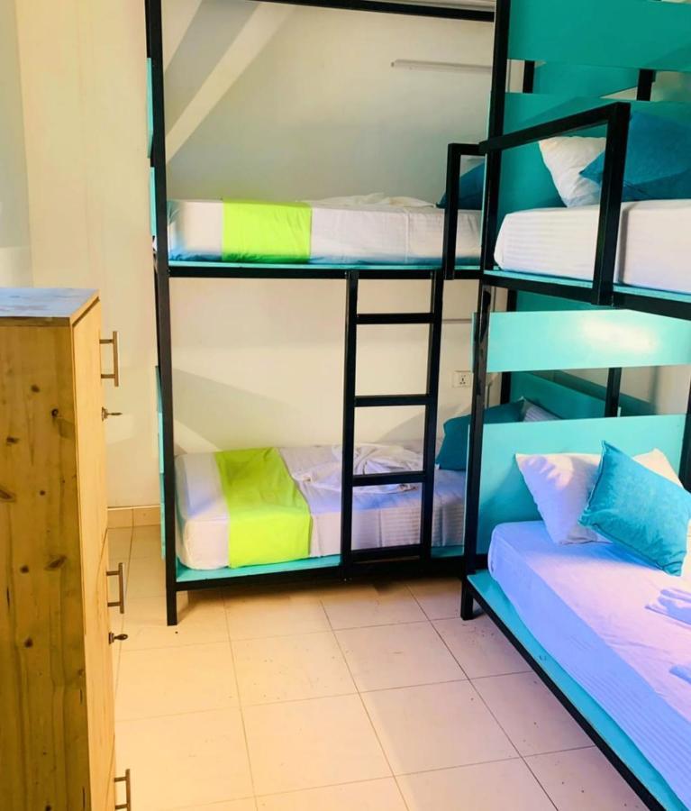 Vitamin Sea Hostel Inn Діквелла Екстер'єр фото