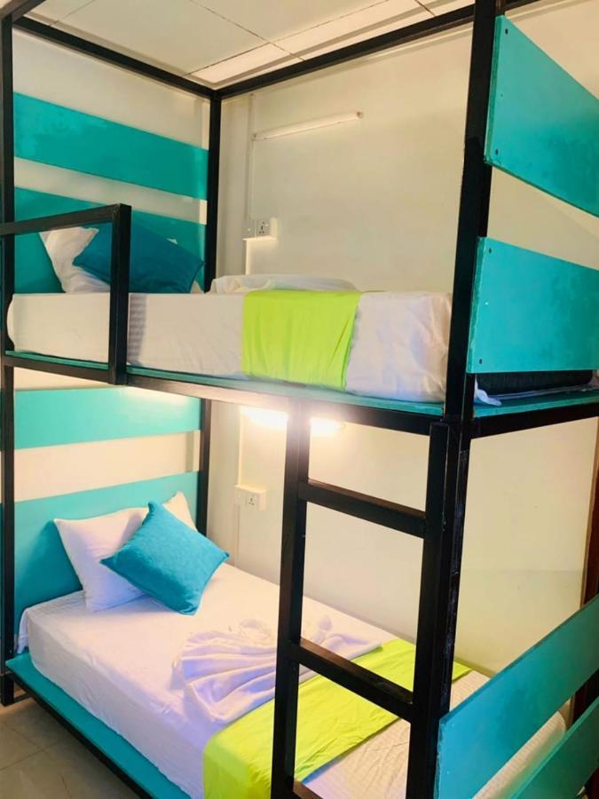 Vitamin Sea Hostel Inn Діквелла Екстер'єр фото
